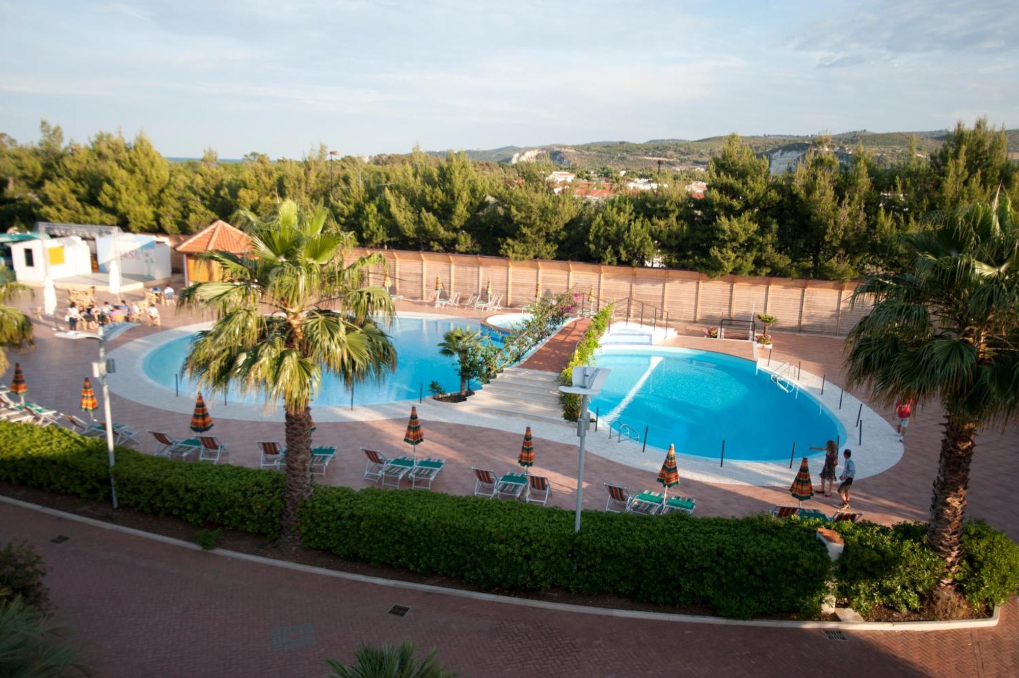 Oasiclub Hotel - Appartamenti Vieste Exterior foto